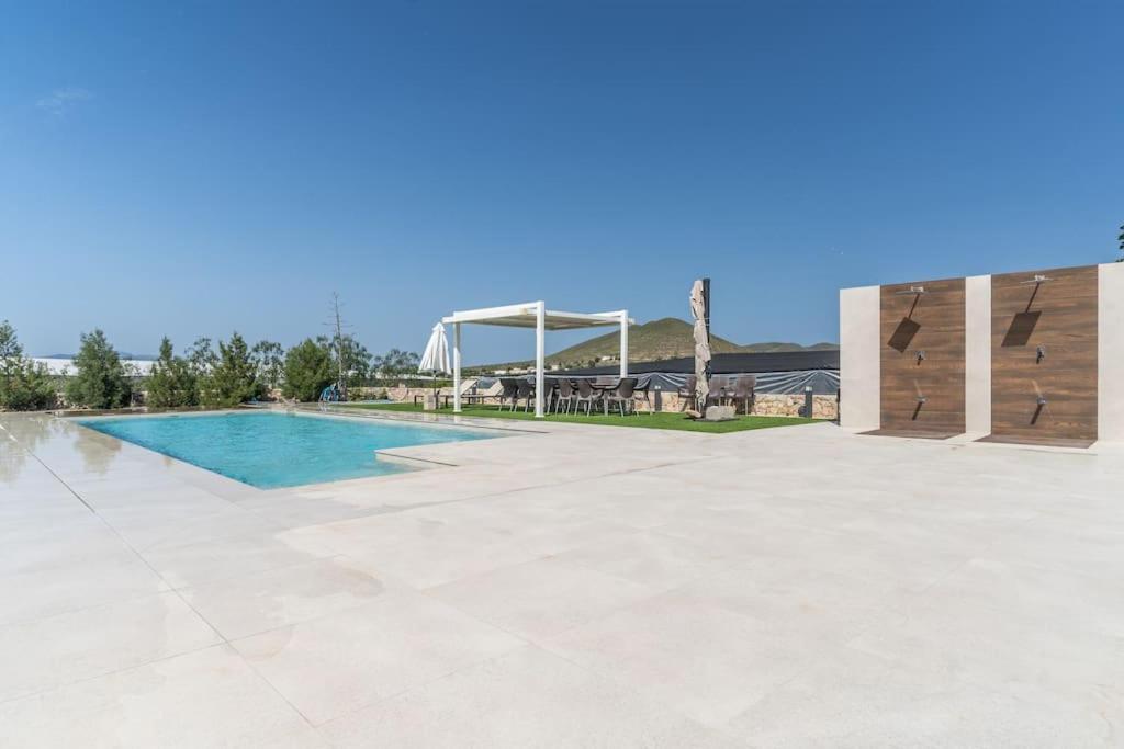 Villa De Fernan Perez Nijar Bagian luar foto